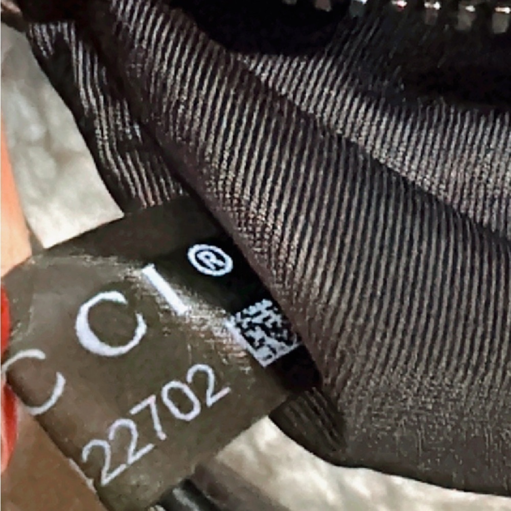 Authentic Gucci Black Canvas Belt Bag✨ - Picture 10 of 15